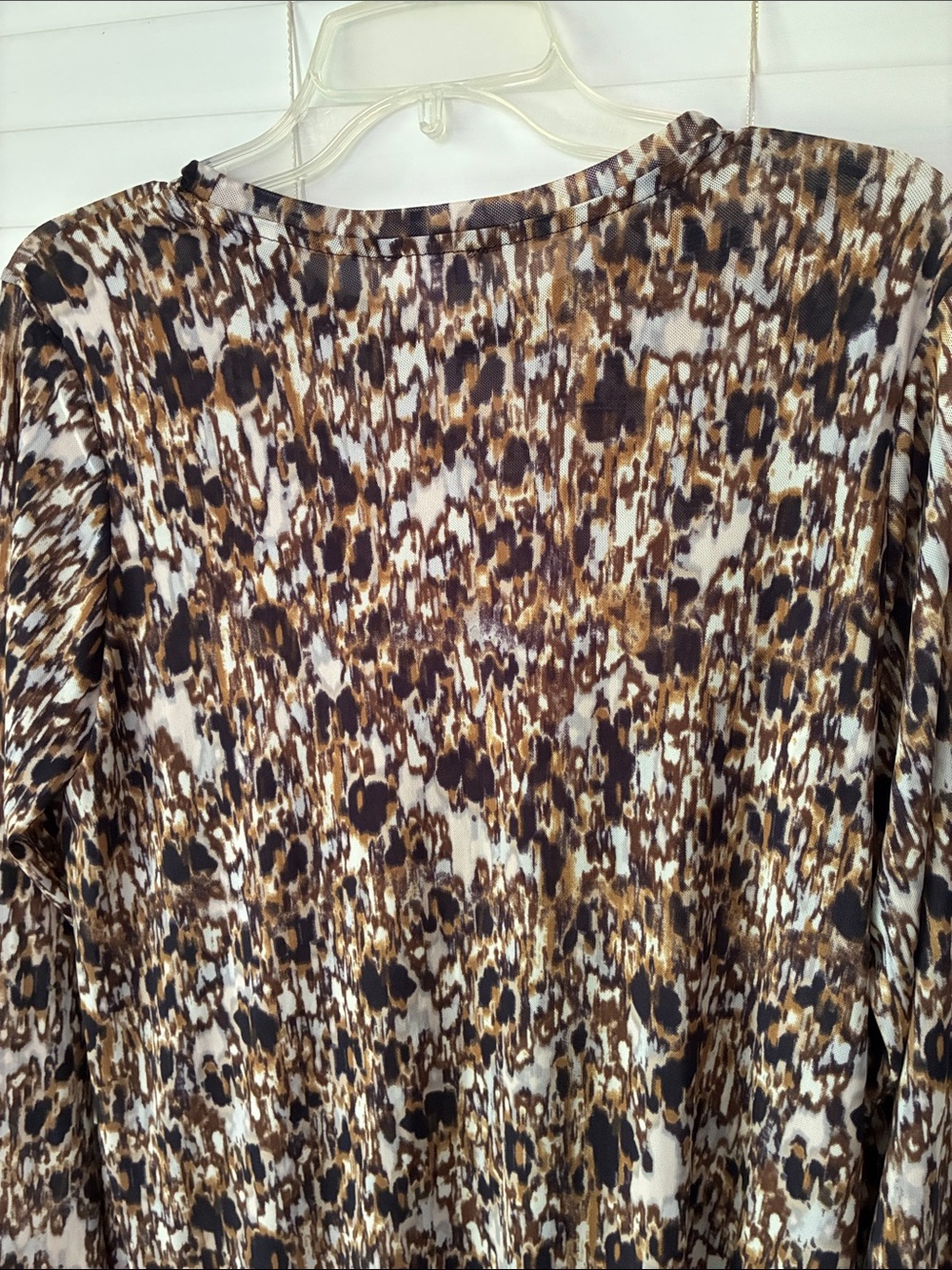 LOGO Layers By Lori Goldstein Mesh Leopard Long Sleeve Top SZ M Brown Black - Picture 5 of 6